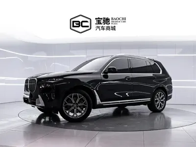 BMW X7 · 2023 год