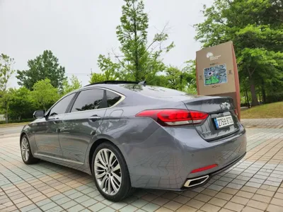 Hyundai Genesis 2016, 173000 км, за 8990000 KRW - фото 5