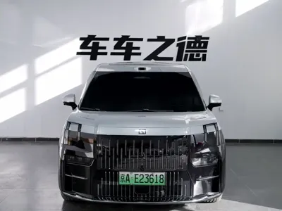 Zeekr 009 2025, 28000 км, за 355000 CNY
