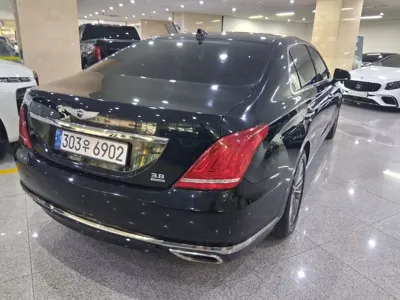 Genesis EQ900 2016, 201971 км, за 11600000 KRW