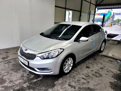 Kia K3 · 2013 год
