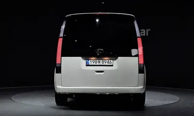 Hyundai Staria 2024, 3406 км, за 32990000 KRW
