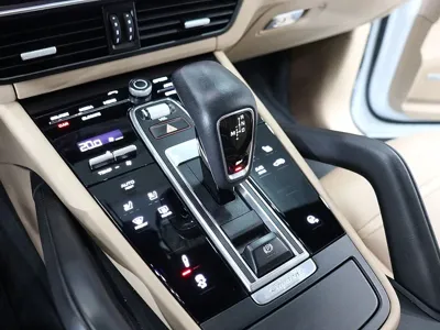 Porsche Cayenne 2021, 87447 км, за 71900000 KRW - фото 9