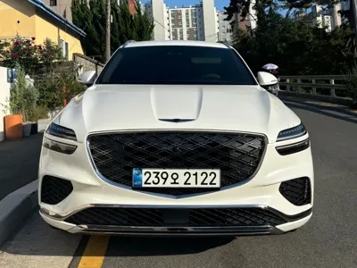 Genesis GV70 · 2025 год