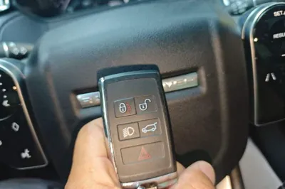 Land Rover Range Rover Velar 2018, 108900 км, за 143651.81 CNY - фото 20