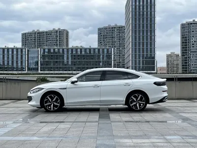 Volkswagen Lamando 2024, 17000 км, за 105800 CNY