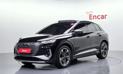 Audi Q4 e-tron · 2023 год