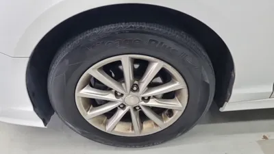 Hyundai Sonata 2018, 104162 км, за 9900000 KRW - фото 5