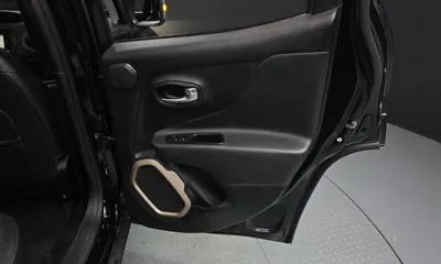 Jeep Renegade 2017, 117578 км, за 8800000 KRW - фото 25