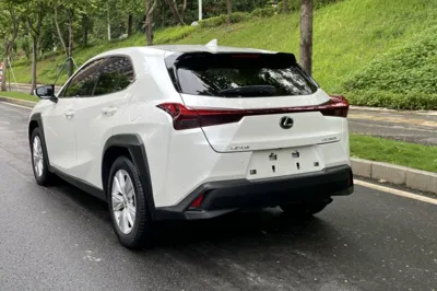 Lexus UX 2022, 100100 км, за 159561.94 CNY - фото 15