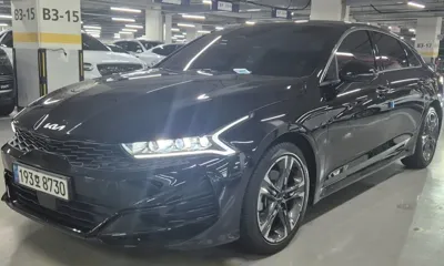 Kia K5 · 2023 год