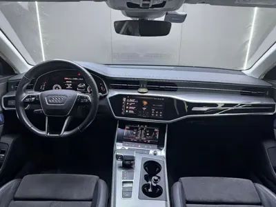 Audi A6 (Import) 2021, 53000 км, за 218000 CNY
