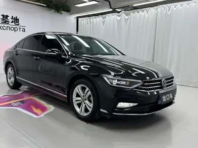 Volkswagen Magotan 2023, 9000 км, за 152800 CNY