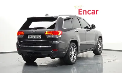 Jeep Cherokee 2019, 58700 км, за 20800000 KRW