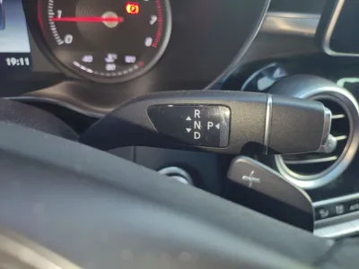 Mercedes-Benz GLC 2018, 102200 км, за 120412.43 CNY - фото 15