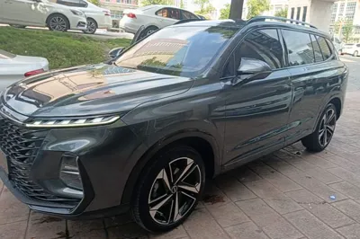 Roewe RX5 Max · 2022 год