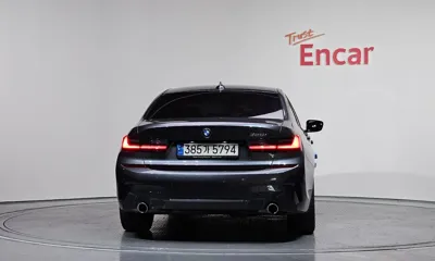BMW 3-Series 2022, 15717 км, за 26900000 KRW