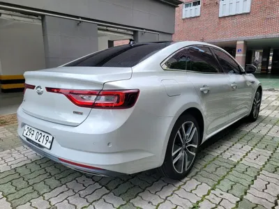 Renault-KoreaSamsung SM6 2016, 112061 км, за 7300000 KRW