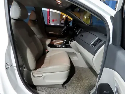 Kia Canival 2019, 211232 км, за 8500000 KRW - фото 9