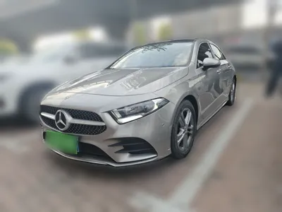 Mercedes-Benz A-Class 2021, 35900 км, за 108432.45 CNY - фото 1