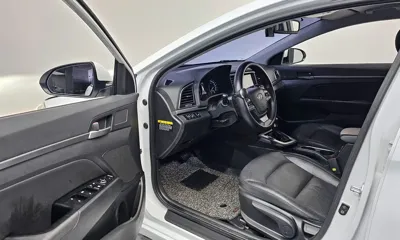 Hyundai Avante 2018, 78268 км, за 11000000 KRW - фото 10