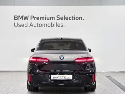 BMW i7 2026, 4490 км, за 161000000 KRW