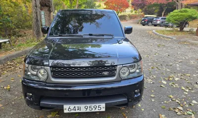 Land Rover Range Rover Sport · 2010 год