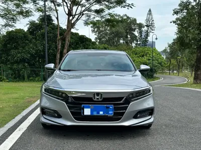 Honda Accord 2019, 87000 км, за 88800 CNY