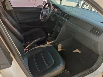 Volkswagen Santana 2016, 120000 км, за 18800 CNY - фото 7