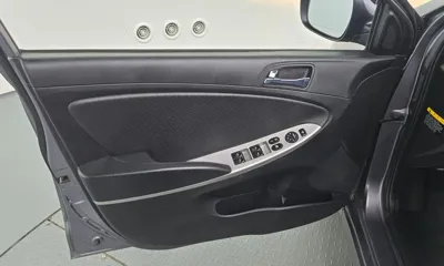 Hyundai Accent 2014, 143362 км, за 4900000 KRW - фото 24