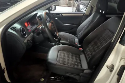 Volkswagen Jetta 2017, 64700 км, за 36804.21 CNY - фото 17