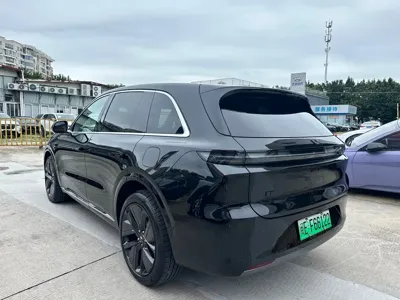 Li Auto Li L6 2024, 20000 км, за 176000 CNY
