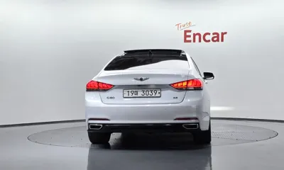 Hyundai Genesis 2016, 121557 км, за 13900000 KRW