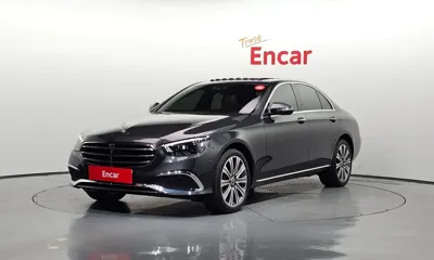 Mercedes-Benz E-Class · 2023 год