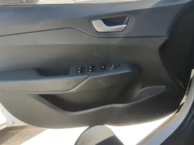 Hyundai Verna 2017, 114800 км, за 29700 CNY - фото 7
