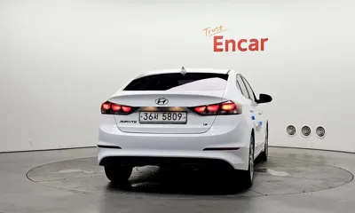 Hyundai Avante 2018, 66260 км, за 11900000 KRW