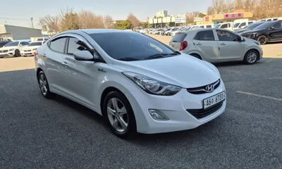 Hyundai Avante 2012, 258000 км, за 3500000 KRW