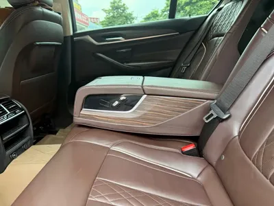 BMW 5 Series 2019, 60000 км, за 143800 CNY - фото 19