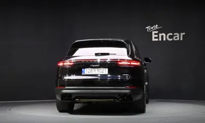 Porsche Cayenne 2020, 71643 км, за 67400000 KRW