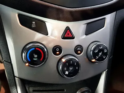 ChevroletGMDaewoo Trax 2015, 128130 км, за 3590000 KRW - фото 13