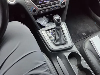 Hyundai Avante 2016, 84114 км, за 7990000 KRW - фото 10