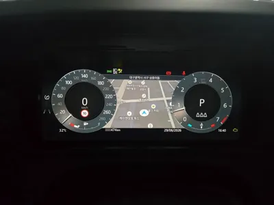 Land Rover Range Rover Velar 2026, 474 км, за 80300000 KRW