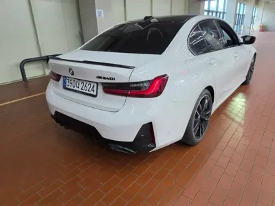 BMW 3-Series 2025, 13879 км, за 66000000 KRW