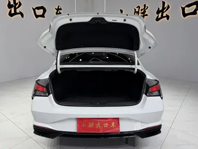 Hyundai Elantra 2023, 20000 км, за 82800 CNY - фото 18