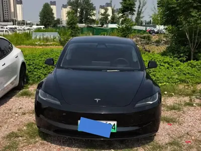 Tesla Model 3 2024, 56000 км, за 129800 CNY