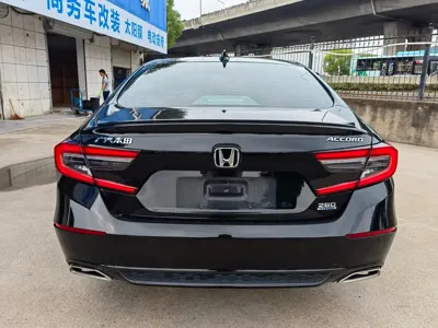 Honda Accord 2022, 56000 км, за 113800 CNY