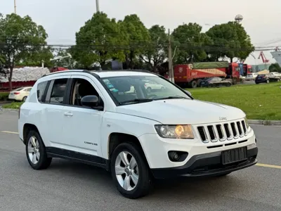 Jeep Compass (Import) 2013, 85000 км, за 15800 CNY