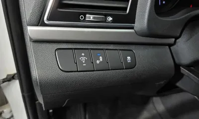 Hyundai Avante 2018, 99969 км, за 9800000 KRW - фото 21
