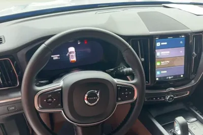 Volvo XC60 2025, 22000 км, за 201514.09 CNY - фото 8