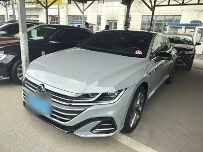 Volkswagen CC · 2025 год